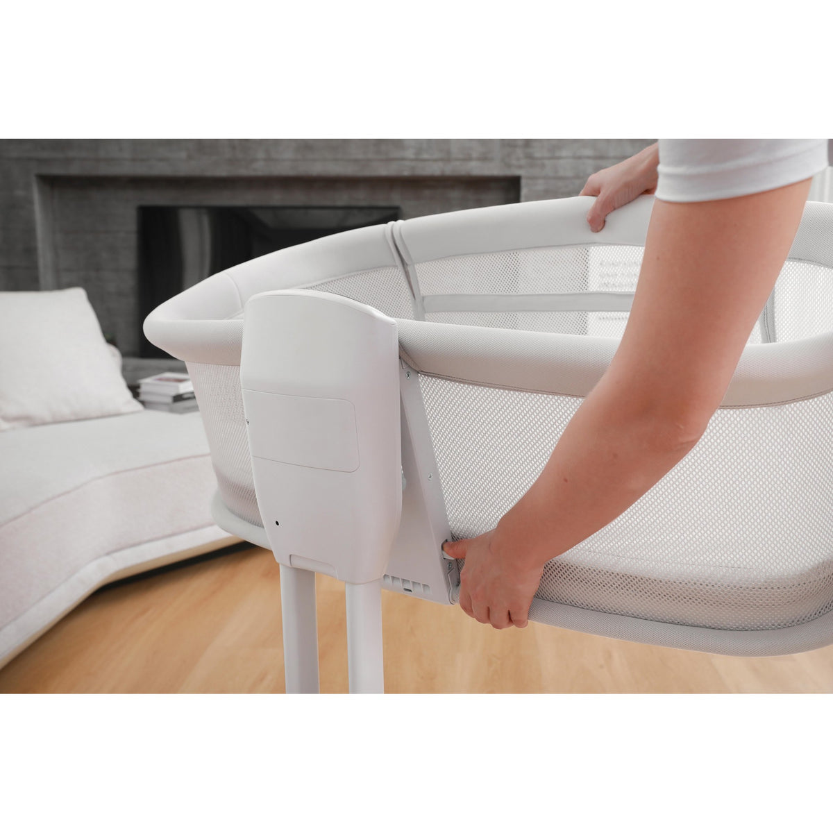 Mastela Dream Starlight Bedside Bassinet Birth+ to 12M