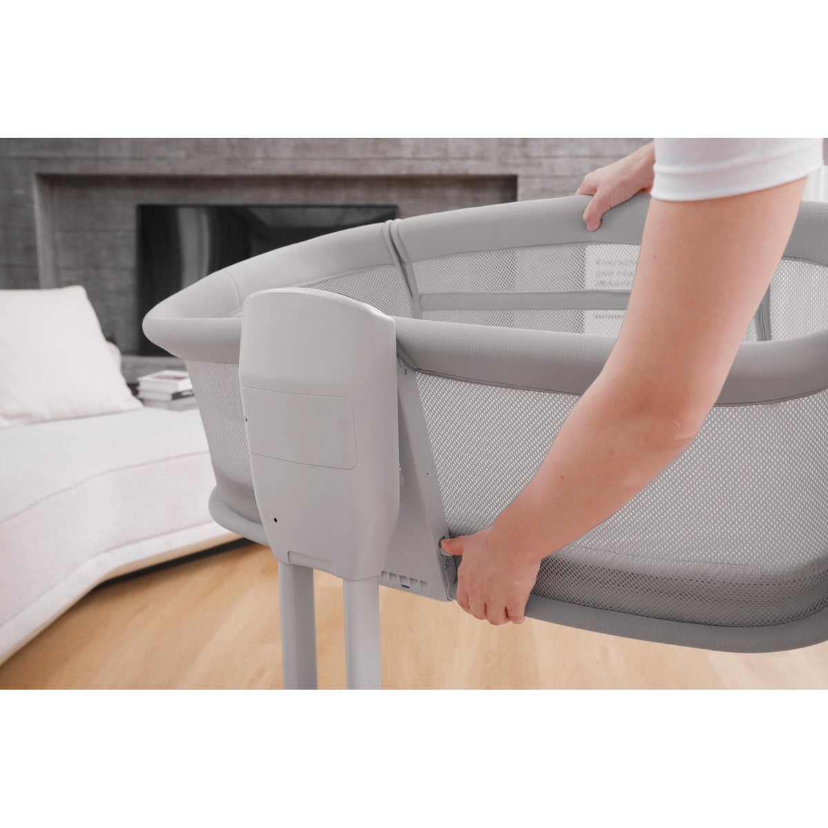 Mastela Dream Starlight Bedside Bassinet Birth+ to 12M
