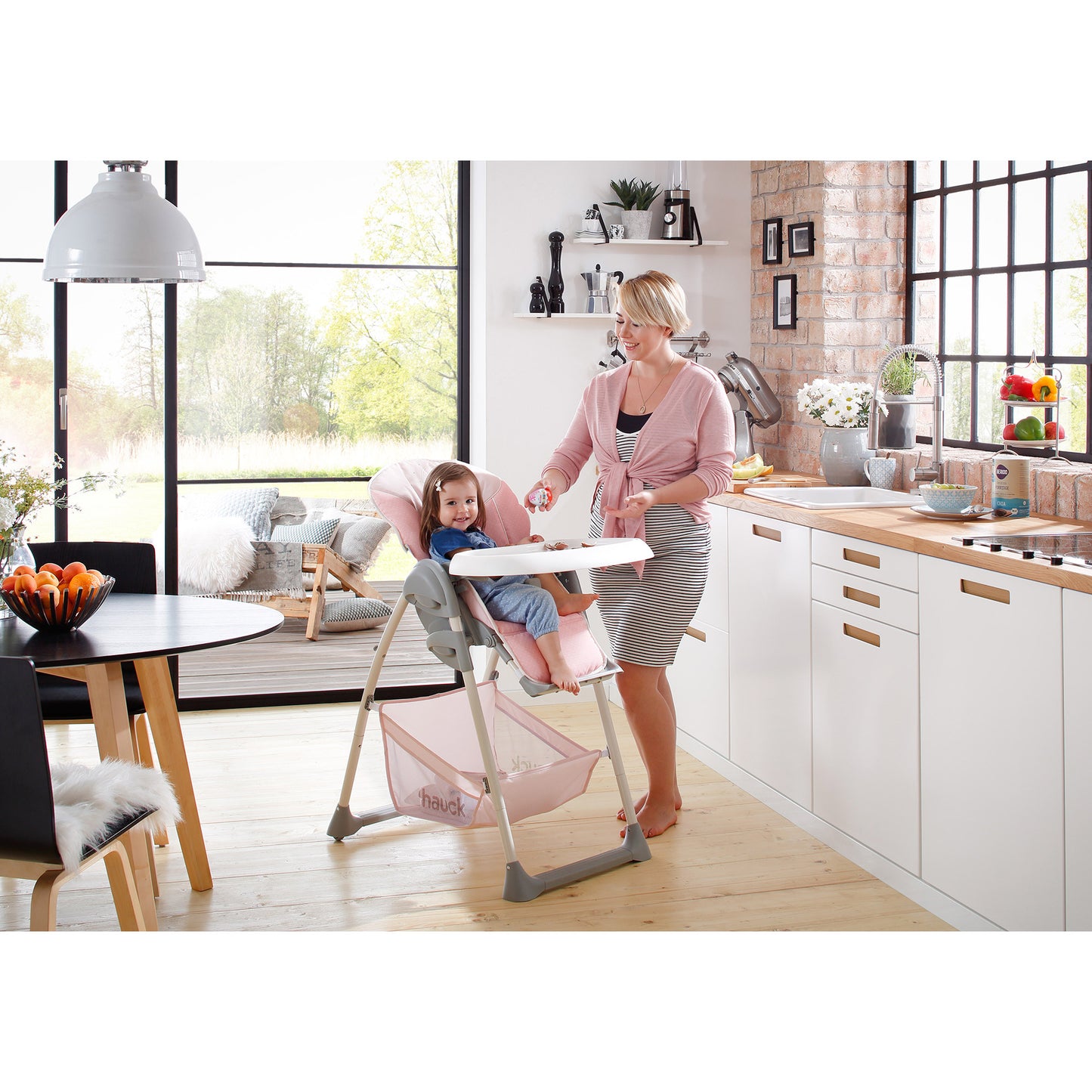 Hauck Sit N Relax Highchair Birth  to 36M